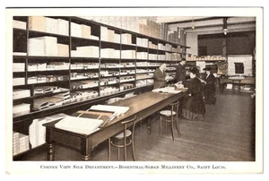 ST. LOUIS, MISSOURI - WOMEN SHOP ROSENTHAL SLOAN MILLINERY - OLD POSTCARD - Picture 1 of 2