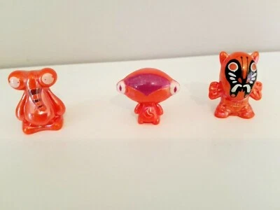 3 Gogo Crazy Bones, Series 3 - Explorer Orange Laser Characters - 70, 33, 13 - Image 1 of 4