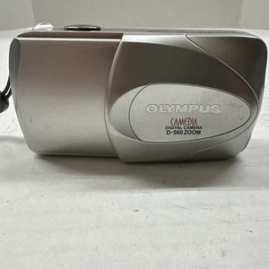 Olympus D560 3,2 megapixel fotocamera digitale 3x zoom ottico vintage compatta nuova batteria - Foto 1 di 9