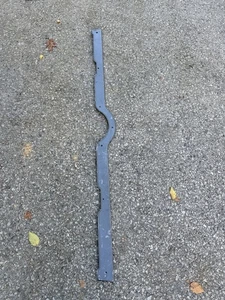 1981-91 GMC Chevy Blazer K5 Jimmy Carpet  Hump Floor Trim Seperator - Picture 1 of 13