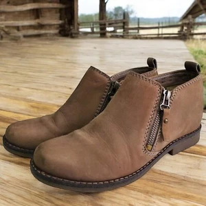 Hush Puppies Mazin Cayto Womens 7.5 Wide Ankle Booties Taupe Side Zip Suede - Picture 1 of 9