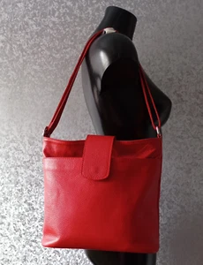 Borse In Pelle Italy Red Genuine Leather Shoulder Crossbody Bag Size 27x26x9 cm - Picture 1 of 18