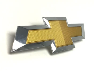 Chevrolet Colorado 2015-2020 dorado cromo parrilla delantera emblema nuevo OEM 84238670 Foto 1 de 4