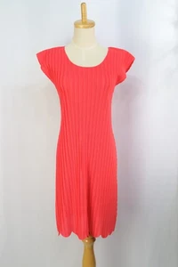 Vestido rosa sin mangas PLEATS PLEASE ISSEY MIYAKE 144 9422 - Imagen 1 de 6