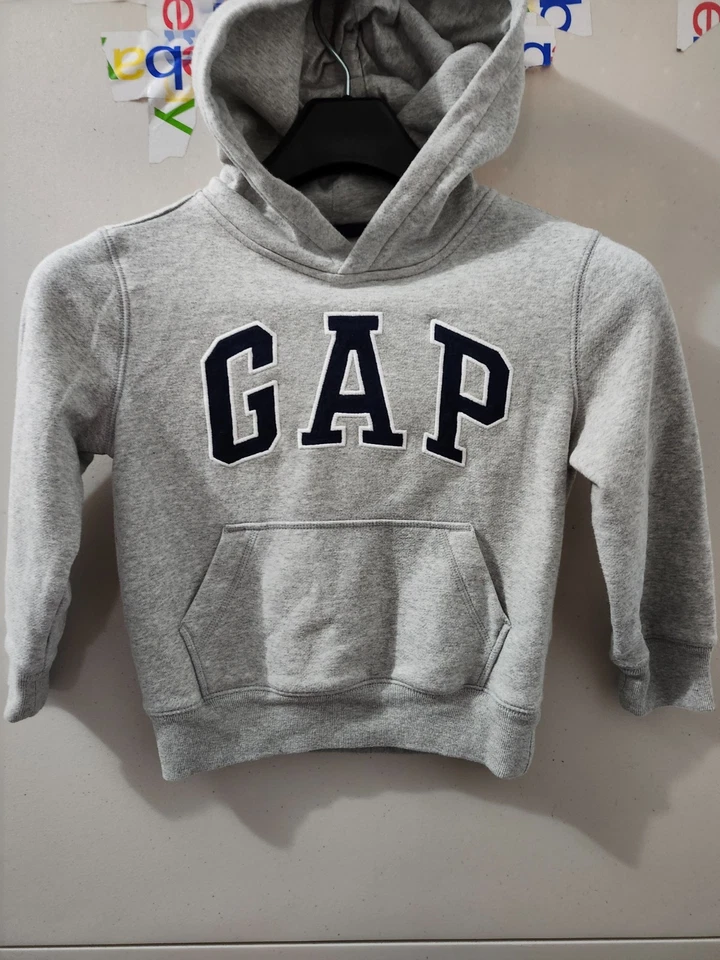 GAP Niños Sudadera XS Gris Sudadera con Capucha Pullover Bordado Logo Vellón Retro Clásico Foto 1 de 4