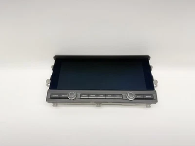 2019-2021 Porsche Macan Dash Radio Info Navigation Display Screen Monitor Unit - Image 1 of 4