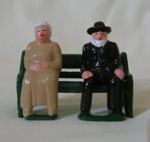 Old Man & Woman seated on a bench, G scale train figures, Grey Iron Reproduction - Picture 1 of 3