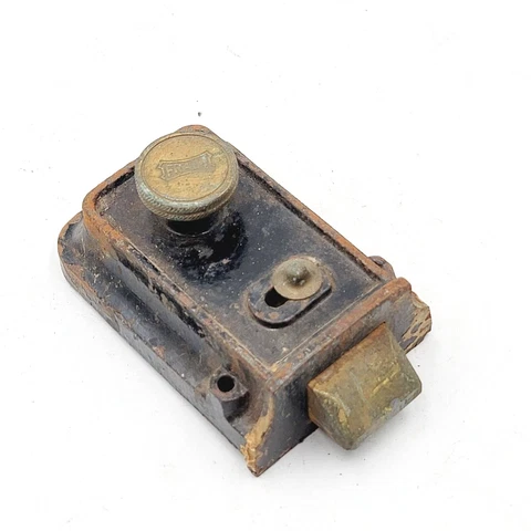 Vintage Fraim Surface Rim Night Lock Latch No Keeper Salvage Reclaimed Cover