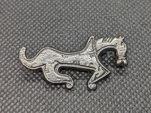 Vintage Silver Toned Galloping Horse brooch animal Rustic Artistic - Picture 1 of 9