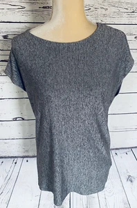 Camicetta donna Premise piccola maglia grigia maniche corte larghe scollo a U maglia morbida usata in ottime condizioni - Foto 1 di 11