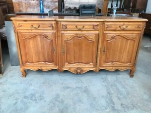 Credenza provenzale in ciliegio a 3 porte - Restaurata (in corso d'opera) - Foto 1 di 11