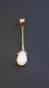 Elegant 1960s Gilded Sterling Silver Solid White Lightning Ridge Opal Pendant - Picture 1 of 15