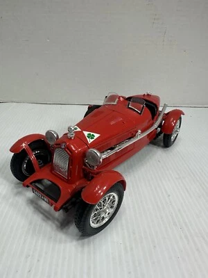 Burago 1934 Alfa Romeo 2300 Monza 1:18 Diecast Metal Modelo Coche Rojo Italia Foto 1 de 4