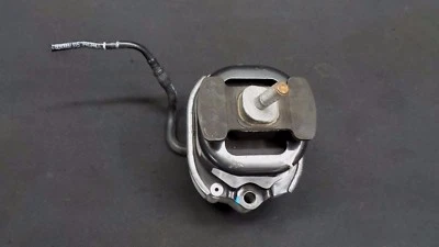 BMW X5 F15 4.0eX Original Engine Bearing Left Engine Mount Left 6864335 - Image 1 of 4