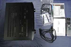 Marantz NR1711 8K Slim 7,2 canaux Ultra HD récepteur AV fonctionnement testé SET - Photo 1/7