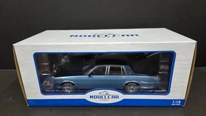 MODELLO GRUPPO AUTO MCG CHEVROLET CAPRICE CLASSIC BLU 1/18 SR - Foto 1 di 9