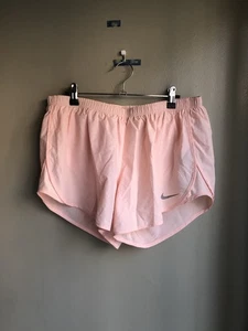 NWT! Nike Women’s Tempo Dri-Fit Running Short Size: L - Picture 1 of 17