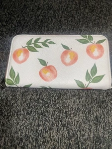 Thirty-One All About The Benjamins Peach Paradise Pebble Wallet - Picture 1 of 7