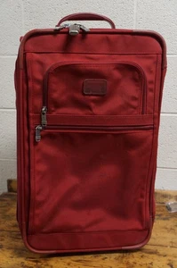 "Equipaje de mano con ruedas Tumi Alpha Continental vintage rojo de 21""" - Imagen 1 de 10