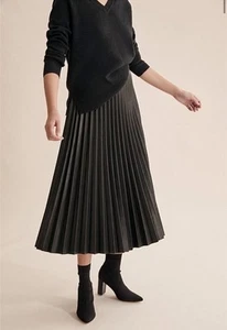 *New* COUNTRY ROAD Sz 12 Black Pleated Polyurethane Faux Leather Midi SKIRT $159 - Picture 1 of 12