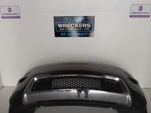 JEEP GRANDCHEROKEE FRONT BUMPER BUMPER BAR (COMPLETE), WK, LIMITED, W/ PARK SENS - Picture 1 of 6