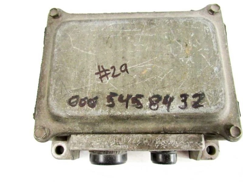 Módulo de control de encendido 0005458432 se adapta a Mercedes W114 W115 W116 R107 PROBADO Foto 1 de 4