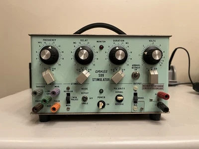 Estimulador Grass Instruments SD9  Foto 1 de 4
