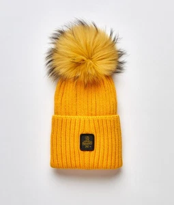 NEW! RefirigiWear 1954 Yellow Snowflake Hat - Italian Designer Beanie Cap Women - Picture 1 of 6