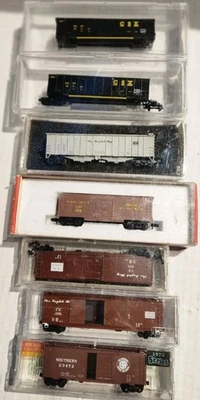 Micro Trains N Scale Freight Car Mix (7 Cars) - Image 1 of 4