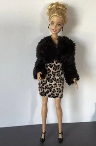 Barbiekleidung - Bild 1 von 3