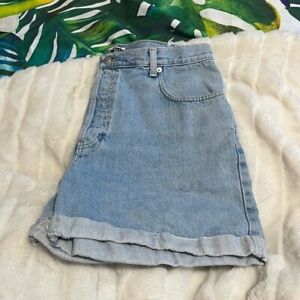 Vintage Gap 90s 12 Light Wash Cuffed Casual Spring Summer High Rise Denim Shorts