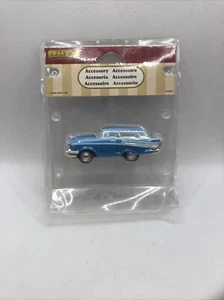 Lemax Christmas Town Accessory - Blue American Station Wagon - Picture 1 of 14