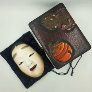 Vintage Japanese Wooden Mask "KO-OMOTE" Noh Mask Kabuki with Wooden Lacquer Box. - Picture 1 of 24