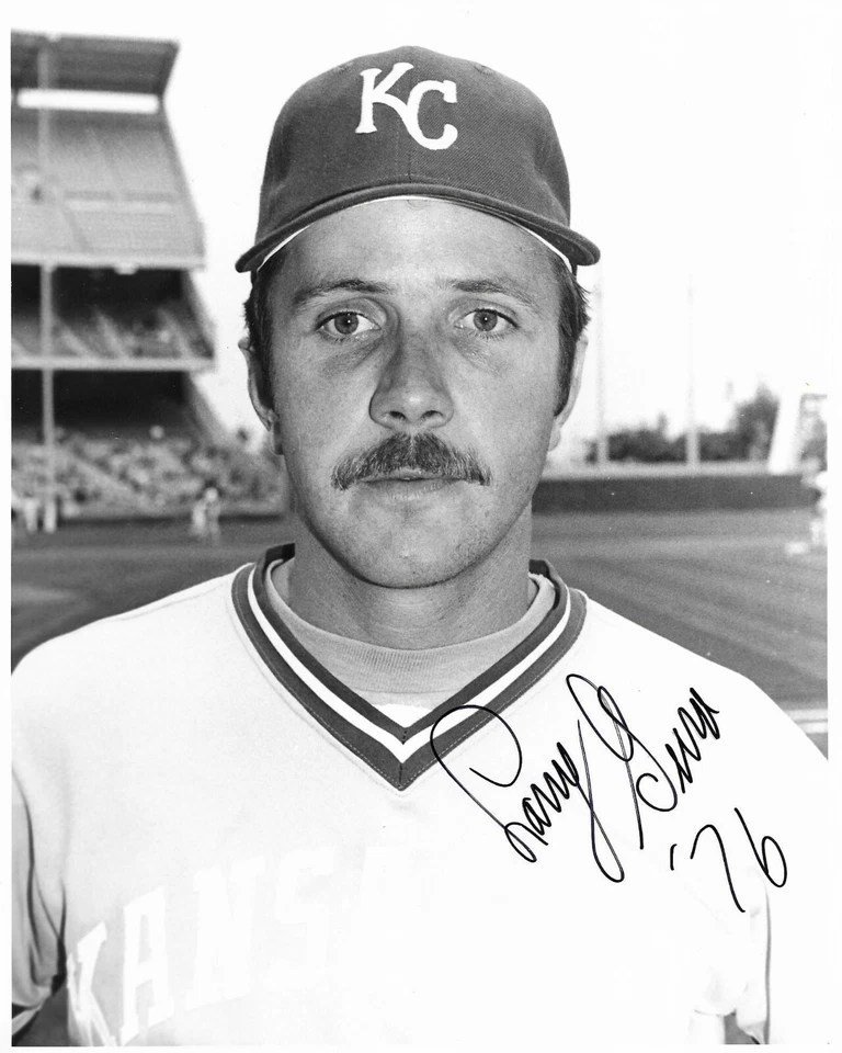 LARRY GURA Autographed Signed 8 x 10 Vintage Photo KC Kansas City Royals COA - Image 1 of 1