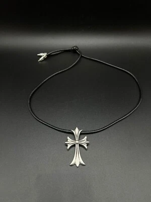 СОЛНЦЕ и сердца большой ретро латунный крест с pu ожерелье - Изображение 1 из 4