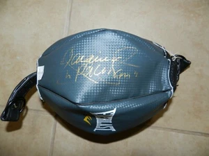 MANNY PACQUIAO AUTOGRAPHED DOUBLE END SPEED BAG "BECKETT" - Picture 1 of 3
