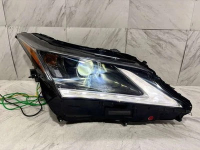 Faro Lexus RX350 RX450H 2016 2019 OEM LADO DERECHO NO AFS LED 81110-0E260 Foto 1 de 4