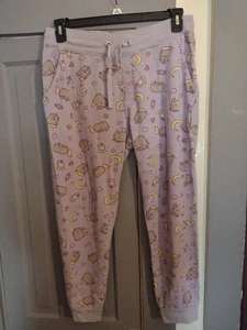 Pusheen Crystals & Moons 2017 lila Jogginghose Größe Large  - Bild 1 von 11
