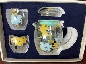 Glass Teapot W Infuser And 2 Cups 28oz Teapot 2-4oz Glasses New - Picture 1 of 13