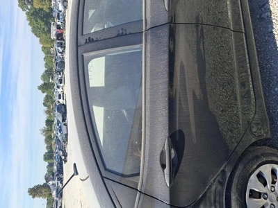 Conjunto de puerta trasera derecha usado lado trasero se adapta a: Hyundai Accent Sdn 2016 eléctrico con Foto 1 de 4