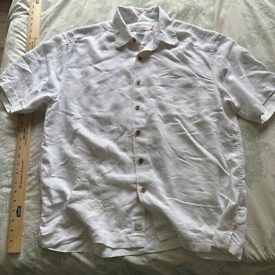 QuickSilver Edition Premium Brand Men Shirt M Button Up Pocket fish Embroidery * - Image 1 of 4