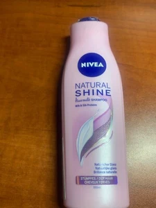 Nivea Natural Shine Hairmilk Shampoo 250ml - Picture 1 of 2
