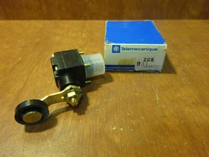 Telemecanique ZCK-D31  - Picture 1 of 2
