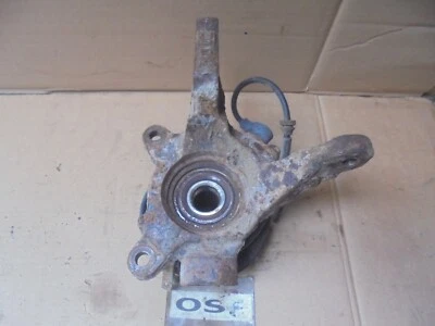 VOLVO V40 2002 1.8 16V ,2.0 16V OFFSIDE DRIVER SIDE FRONT HUB CARRIER ONLY - Image 1 of 3