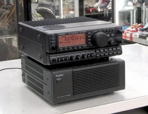 Tylko zasilanie - nadajnik-odbiornik YAESU FT-900S AT HF 1,8/30MHz SSB AM FM z FP-900S - Zdjęcie 1 z 8