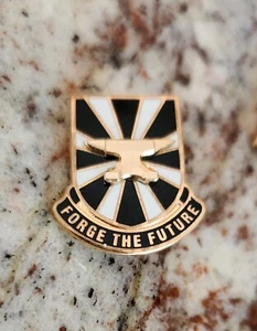 ARMY CREST, DI, U.S. ARMY FUTURES COMMAND - Picture 1 of 1