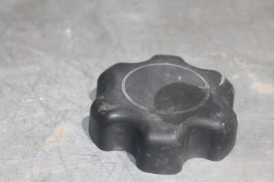 Vehículo todo terreno Arctic Cat 650 V2 2006 tanque de gasolina tapa de pila de combustible #3367 Foto 1 de 3