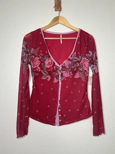 Free People Home Grown Cardi in Magenta Kombi Erdbeere Knopfleiste Top Größe S - Bild 1 von 4
