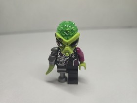 Lego Alien Conquest Cyborg PIRATE VILLAIN Minifigure 7066 Green Minifig Head