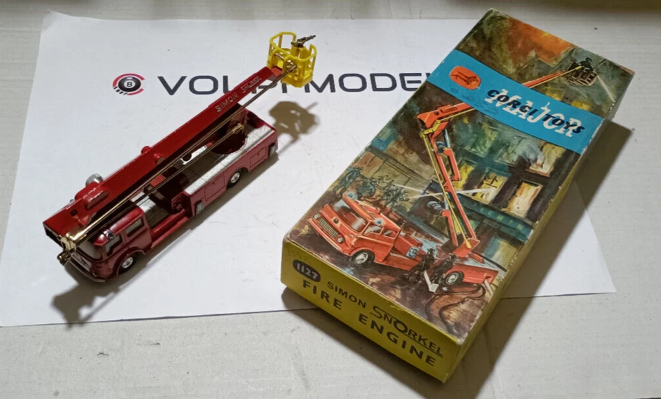 CORGI TOYS - 1127 Simon Snorkel Fire Engine + box originale + foglio istruzioni - Immagine 1 di 4